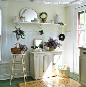 Jennifer makes terrific use of these bamboo script mats throughout her house