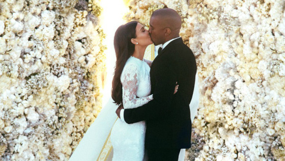 flower wall kim kardashian wedding 4 celebrity inspired wedding themes4 celebrity inspired flower wall kim kardashian wedding 4 celebrity inspired wedding themes4 celebrity inspired