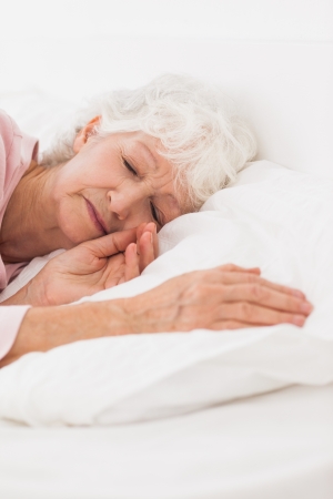 5 ways to sleep better during menopause