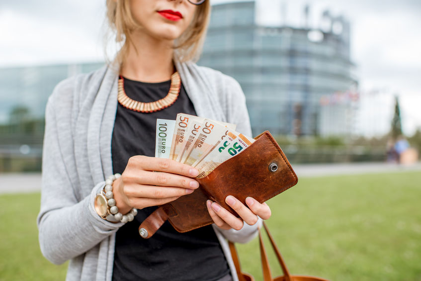 3 Myths About Women and Money, Debunked3 Myths About Women and Money ...